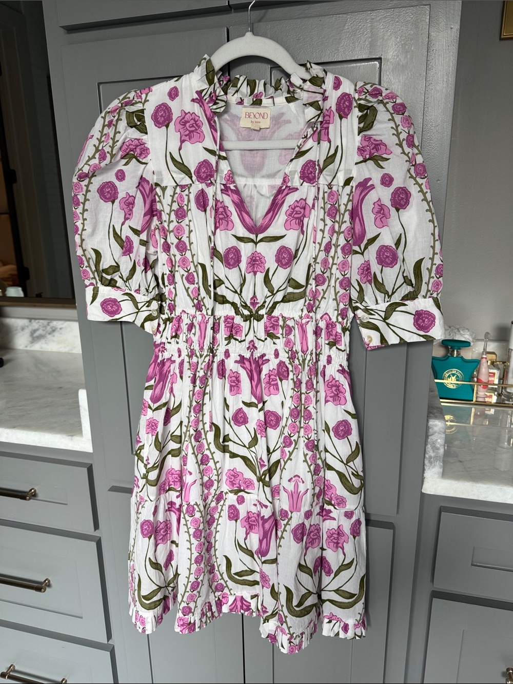 BEYOND Puff-Sleeve Floral Mini Dress in Pink and White
